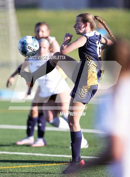 Thumbnail 2 in Stony Point vs. Dripping Springs (UIL 6A Bi-District Playoff) photogallery.