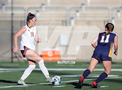 Thumbnail 3 in Stony Point vs. Dripping Springs (UIL 6A Bi-District Playoff) photogallery.