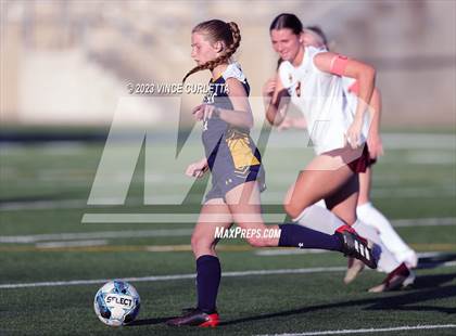 Thumbnail 2 in Stony Point vs. Dripping Springs (UIL 6A Bi-District Playoff) photogallery.