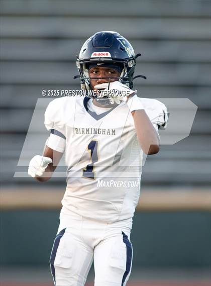 Thumbnail 1 in Birmingham @ Moorpark photogallery.