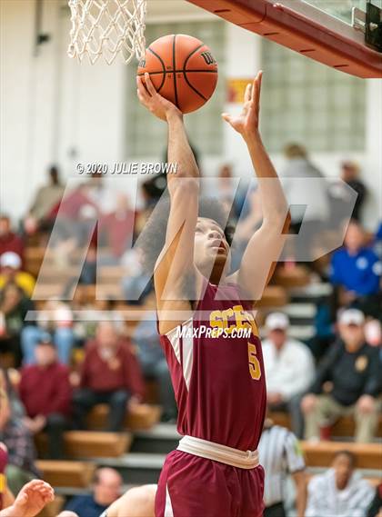 Thumbnail 2 in University Vs Scecina (IHSAA 2A Sectional 1st round) photogallery.