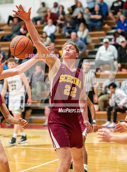 Thumbnail 2 in University Vs Scecina (IHSAA 2A Sectional 1st round) photogallery.