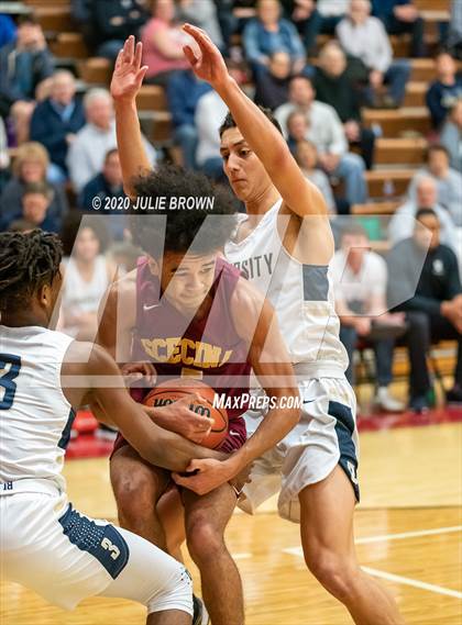 Thumbnail 3 in University Vs Scecina (IHSAA 2A Sectional 1st round) photogallery.