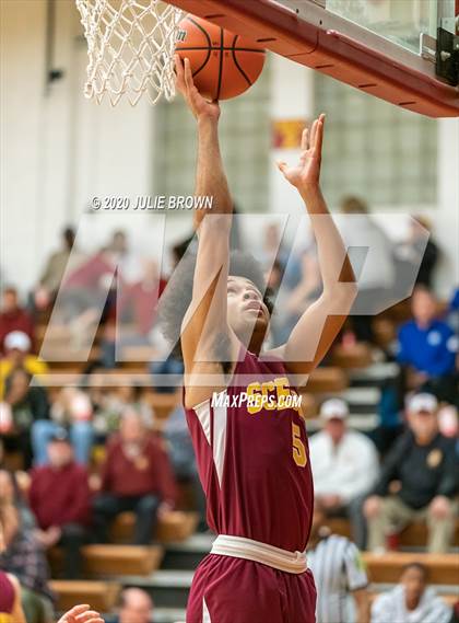 Thumbnail 3 in University Vs Scecina (IHSAA 2A Sectional 1st round) photogallery.
