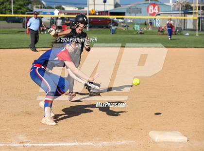 Thumbnail 3 in St. Marys vs Archbishop Wood (PIAA 4A Quarterfinal) photogallery.