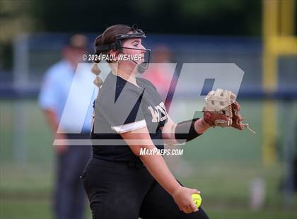 Thumbnail 3 in St. Marys vs Archbishop Wood (PIAA 4A Quarterfinal) photogallery.