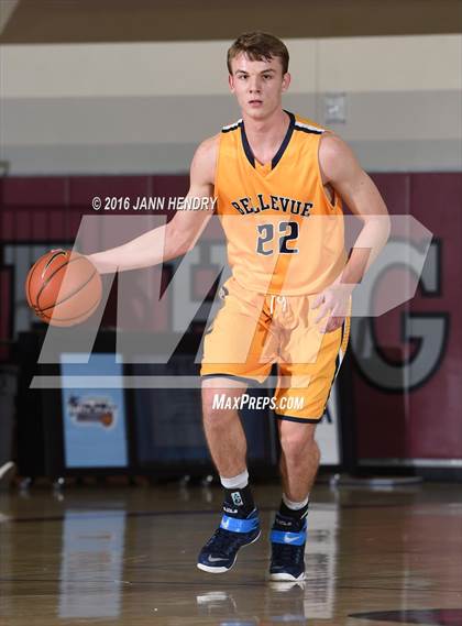 Thumbnail 1 in Bellevue vs. Harvard-Westlake (Rancho Mirage Holiday Invitational) photogallery.