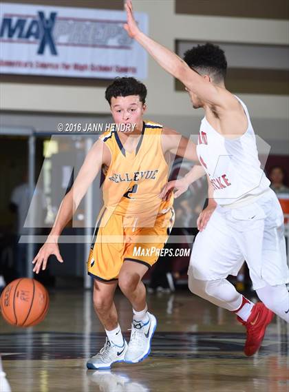 Thumbnail 2 in Bellevue vs. Harvard-Westlake (Rancho Mirage Holiday Invitational) photogallery.