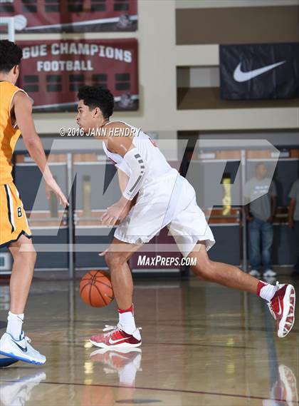 Thumbnail 1 in Bellevue vs. Harvard-Westlake (Rancho Mirage Holiday Invitational) photogallery.