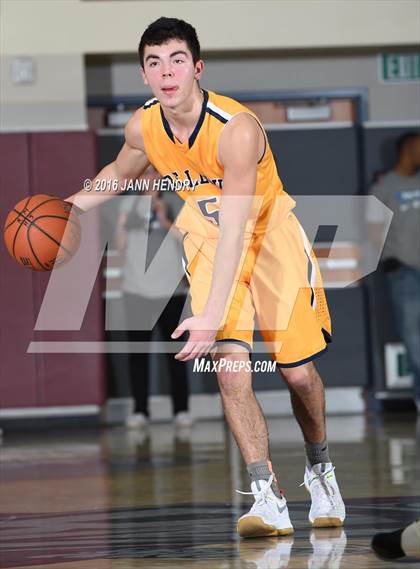 Thumbnail 3 in Bellevue vs. Harvard-Westlake (Rancho Mirage Holiday Invitational) photogallery.