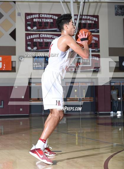 Thumbnail 2 in Bellevue vs. Harvard-Westlake (Rancho Mirage Holiday Invitational) photogallery.