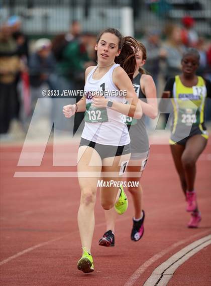 Thumbnail 2 in Brother Borgia Meet (800 Meter) photogallery.
