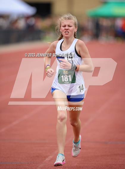 Thumbnail 2 in Brother Borgia Meet (800 Meter) photogallery.
