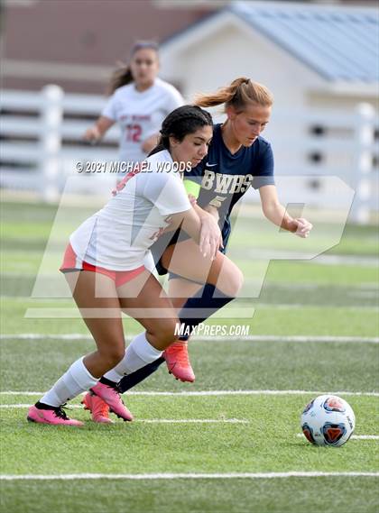 Thumbnail 2 in Bentonville West vs. Northside (AAA 6A First Round Playoff) photogallery.