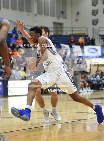 Thumbnail 3 in Hamilton Heights Christian Academy vs. IMG Academy photogallery.