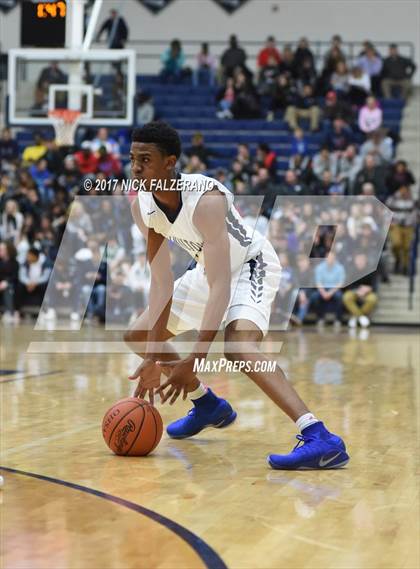 Thumbnail 3 in Hamilton Heights Christian Academy vs. IMG Academy photogallery.