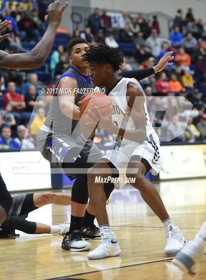 Thumbnail 3 in Hamilton Heights Christian Academy vs. IMG Academy photogallery.