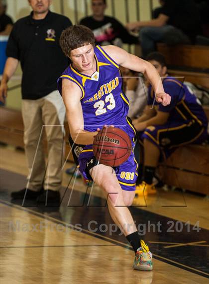 Thumbnail 1 in Modesto Christian vs Orestimba photogallery.