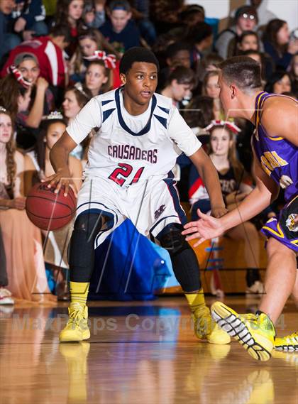 Thumbnail 3 in Modesto Christian vs Orestimba photogallery.