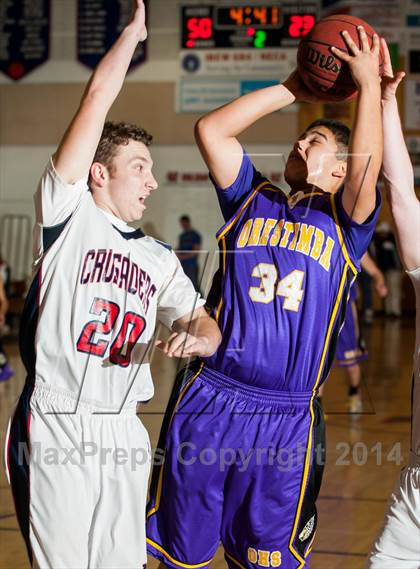 Thumbnail 1 in Modesto Christian vs Orestimba photogallery.