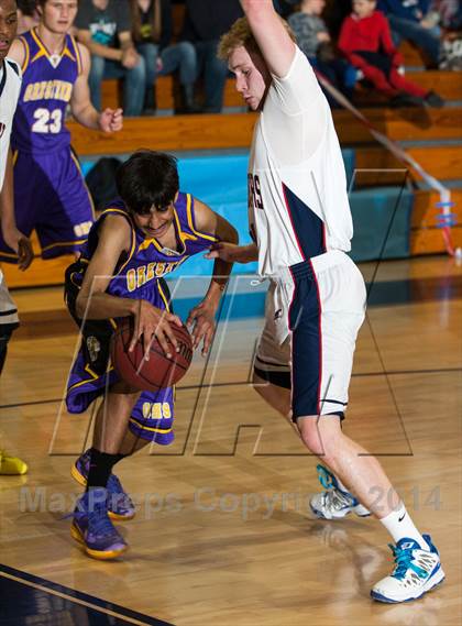 Thumbnail 2 in Modesto Christian vs Orestimba photogallery.