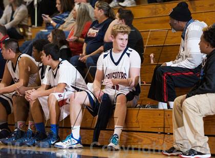 Thumbnail 2 in Modesto Christian vs Orestimba photogallery.