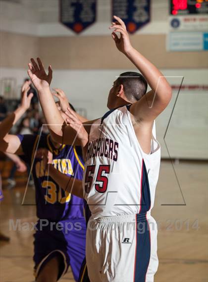 Thumbnail 3 in Modesto Christian vs Orestimba photogallery.