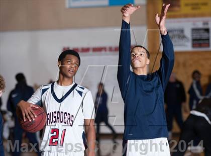Thumbnail 2 in Modesto Christian vs Orestimba photogallery.
