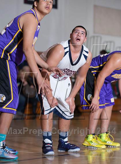 Thumbnail 3 in Modesto Christian vs Orestimba photogallery.