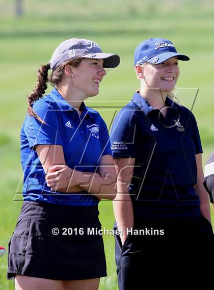 Thumbnail 2 in CHSAA 5A Girls Golf Championships photogallery.