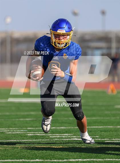 Thumbnail 1 in Los Alamitos @ Fountain Valley photogallery.