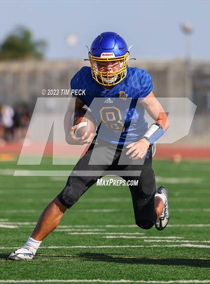 Thumbnail 1 in Los Alamitos @ Fountain Valley photogallery.