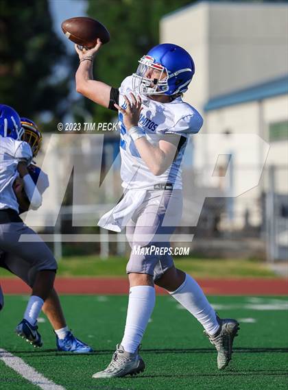 Thumbnail 3 in Los Alamitos @ Fountain Valley photogallery.