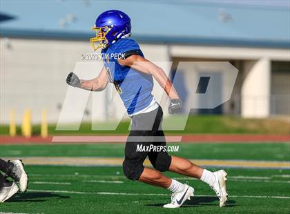 Thumbnail 1 in Los Alamitos @ Fountain Valley photogallery.