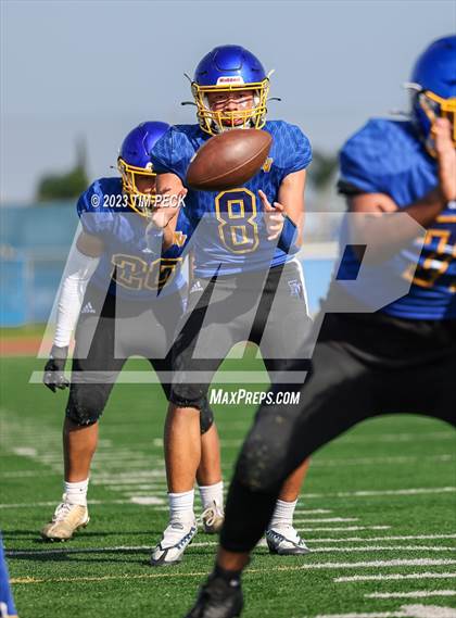 Thumbnail 2 in Los Alamitos @ Fountain Valley photogallery.