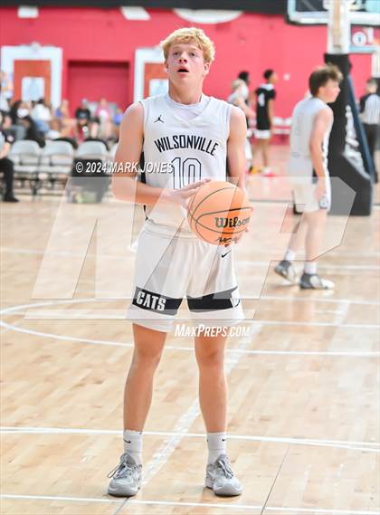 Thumbnail 3 in Cesar Chavez vs. Wilsonville (Section 7) photogallery.