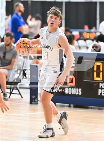 Thumbnail 2 in Cesar Chavez vs. Wilsonville (Section 7) photogallery.