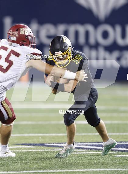 Thumbnail 1 in Bonneville vs. Logan photogallery.