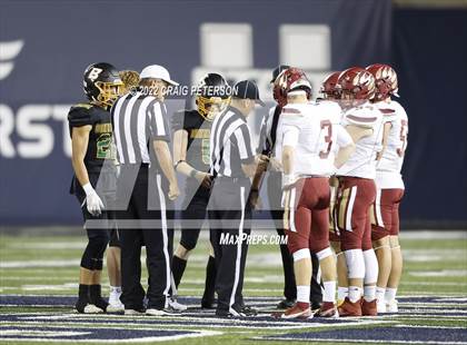 Thumbnail 1 in Bonneville vs. Logan photogallery.