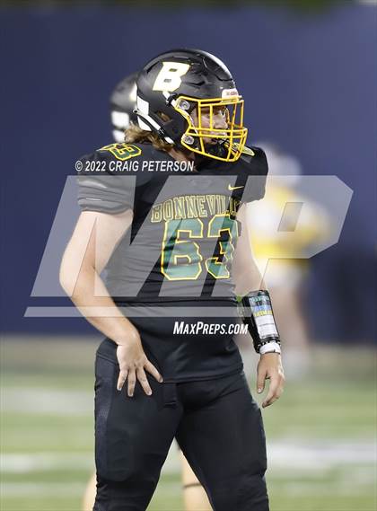 Thumbnail 3 in Bonneville vs. Logan photogallery.