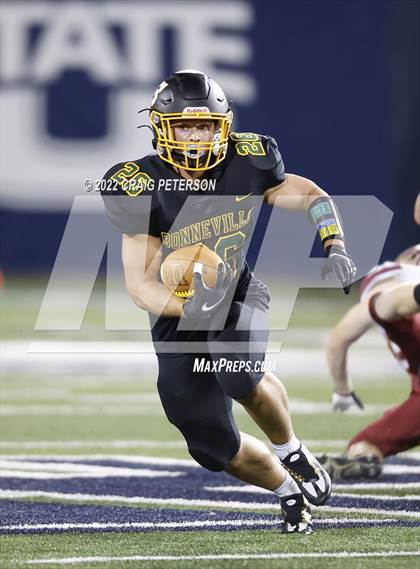 Thumbnail 1 in Bonneville vs. Logan photogallery.