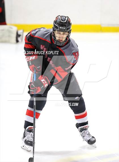 Thumbnail 1 in Livingston vs West Essex photogallery.