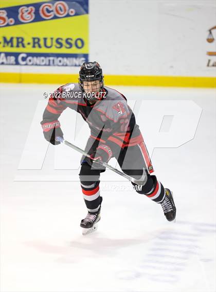 Thumbnail 3 in Livingston vs West Essex photogallery.