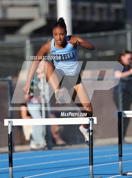 Thumbnail 1 in Estrella Foothills Invitational photogallery.