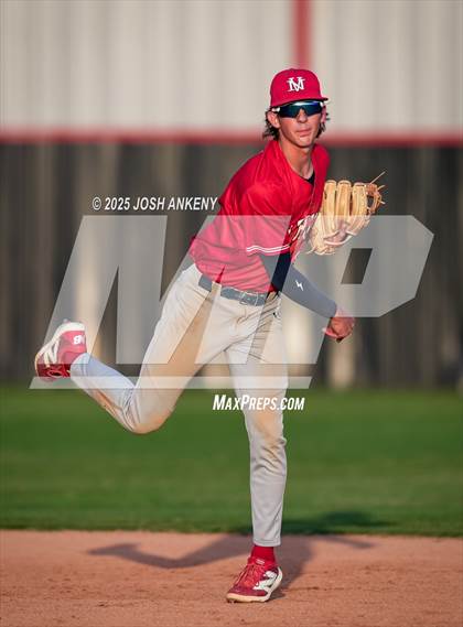 Thumbnail 3 in North Vermilion @ Brusly (LHSAA Division 2 Non-Select Round 3) photogallery.