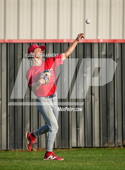 Thumbnail 2 in North Vermilion @ Brusly (LHSAA Division 2 Non-Select Round 3) photogallery.