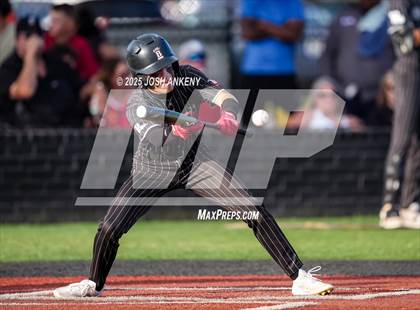 Thumbnail 3 in North Vermilion @ Brusly (LHSAA Division 2 Non-Select Round 3) photogallery.