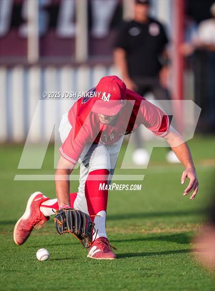 Thumbnail 1 in North Vermilion @ Brusly (LHSAA Division 2 Non-Select Round 3) photogallery.
