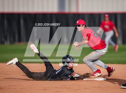 Thumbnail 3 in North Vermilion @ Brusly (LHSAA Division 2 Non-Select Round 3) photogallery.