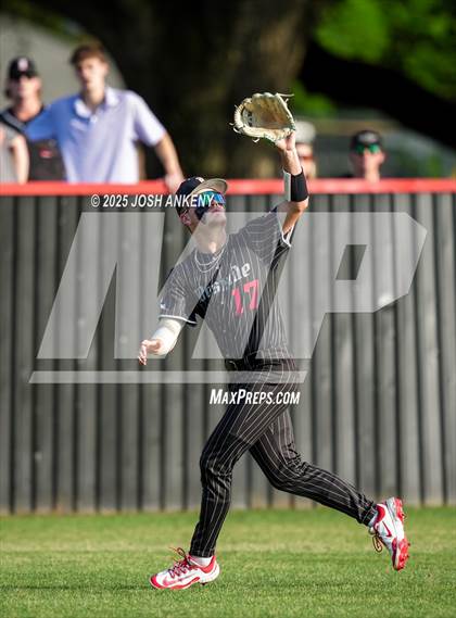 Thumbnail 3 in North Vermilion @ Brusly (LHSAA Division 2 Non-Select Round 3) photogallery.